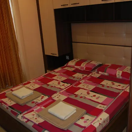 Daire Luxury Neptune Center *