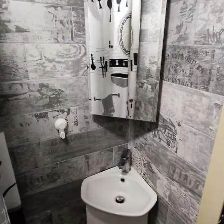 Luxury Neptune Center *